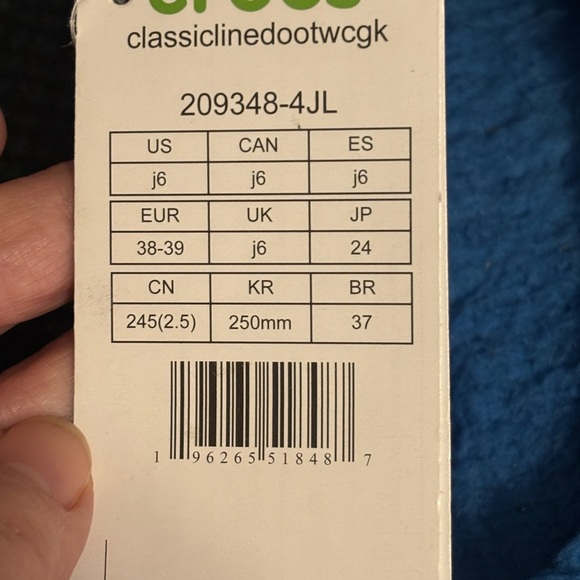 Red & Blue Sherpa Lined Crocs Sz Junior 6 - Picture 8 of 8